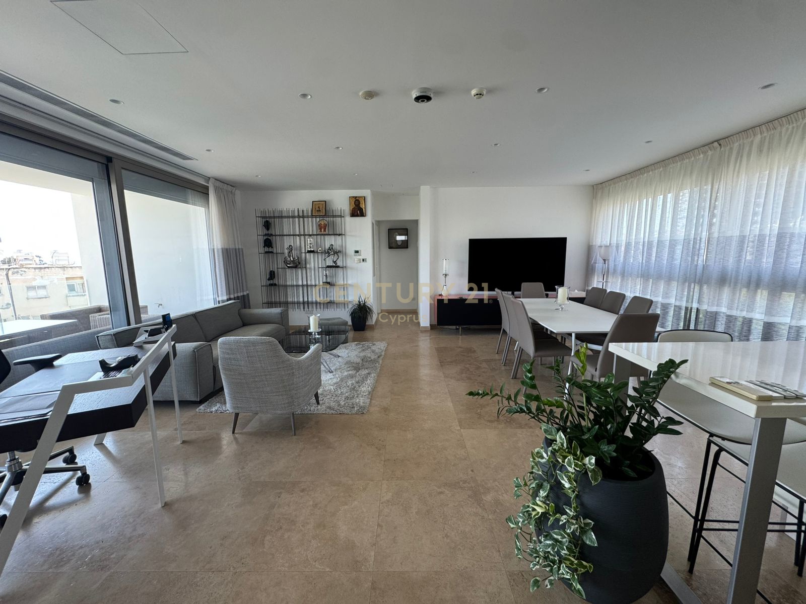 112m2 Bureau à Agios Tychonas, Limassol, Chypre No. 53896
