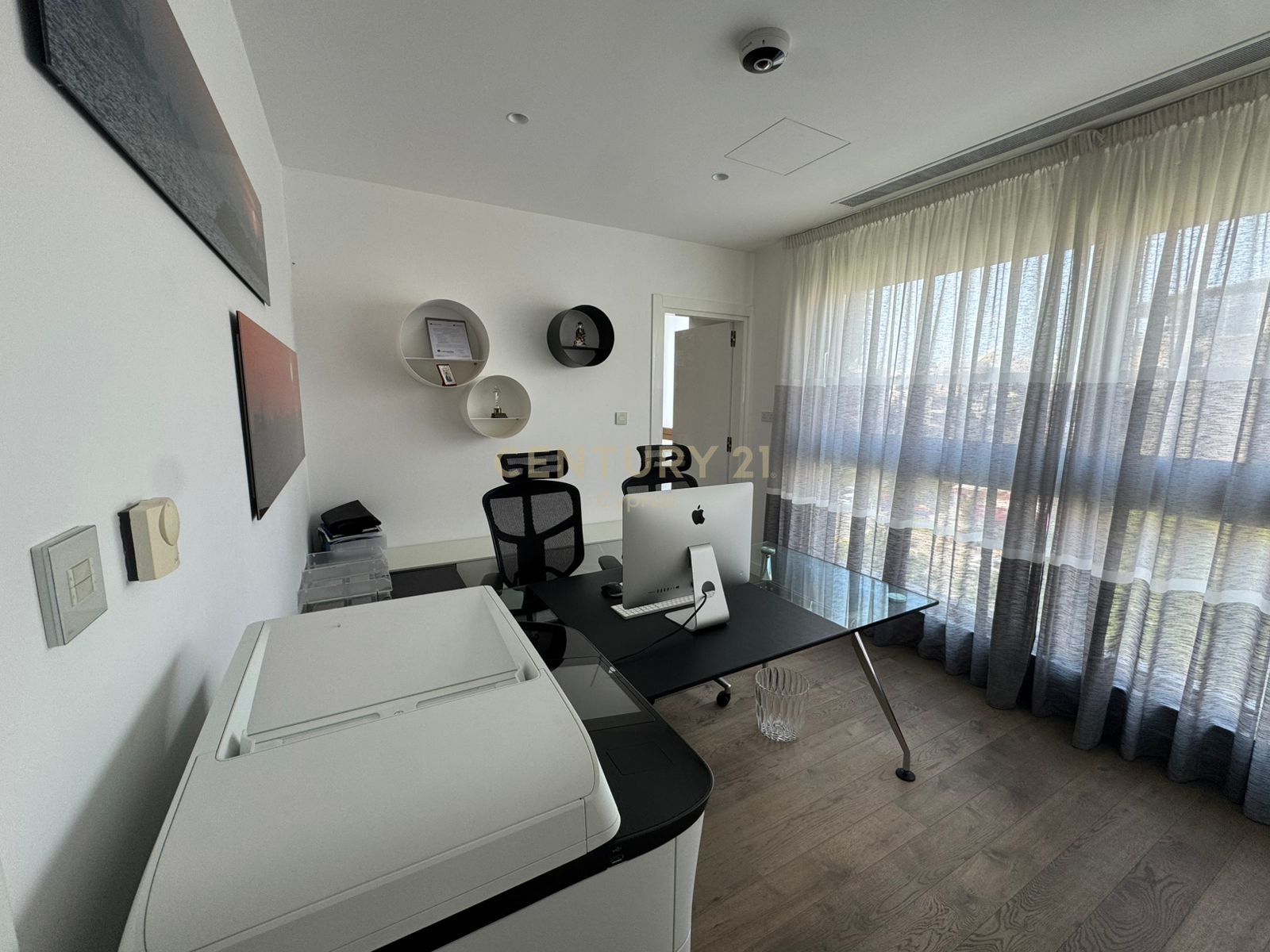112m2 Bureau à Agios Tychonas, Limassol, Chypre No. 53896