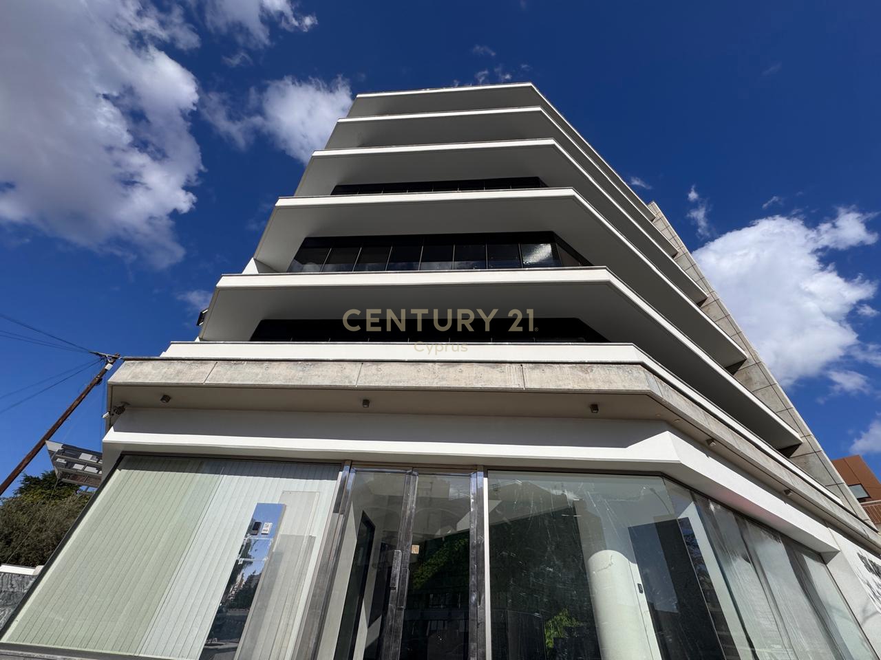 326m2 Oficina en Mesa Geitonia, Limassol, Chipre No. 53641