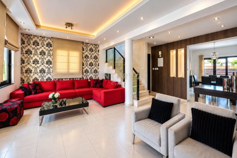 3 bedrooms Villa in Livadia, Larnaka, Cyprus No. 58560