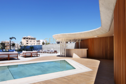 2 bedrooms Apartment in Limassol, Cyprus No. 54275