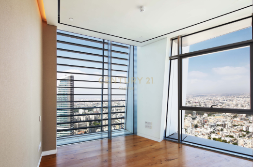 3 bedrooms Apartment in Limassol, Cyprus No. 54274