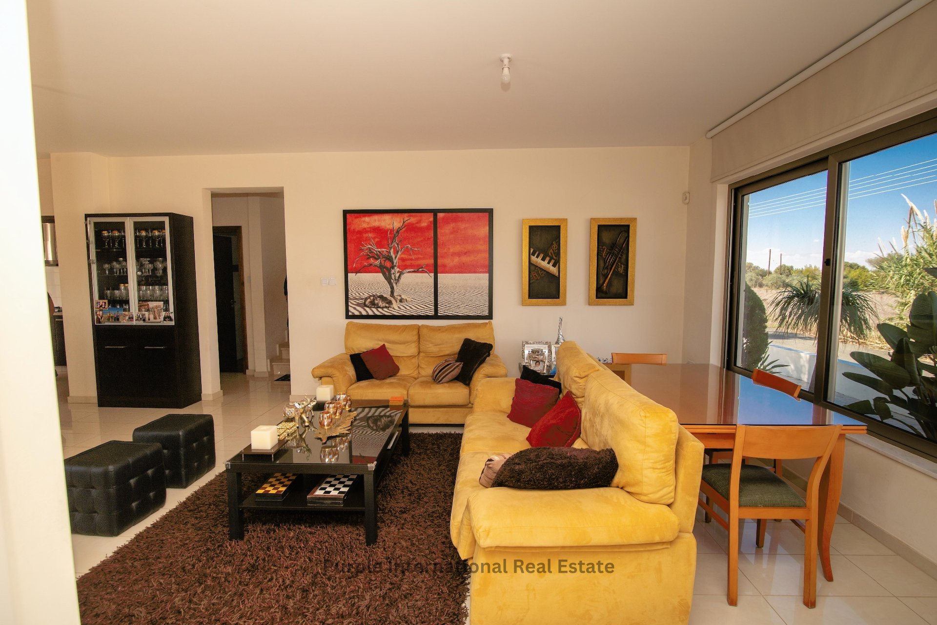 5 bedrooms Villa in Paralimni, Ammochostos, Cyprus No. 36232