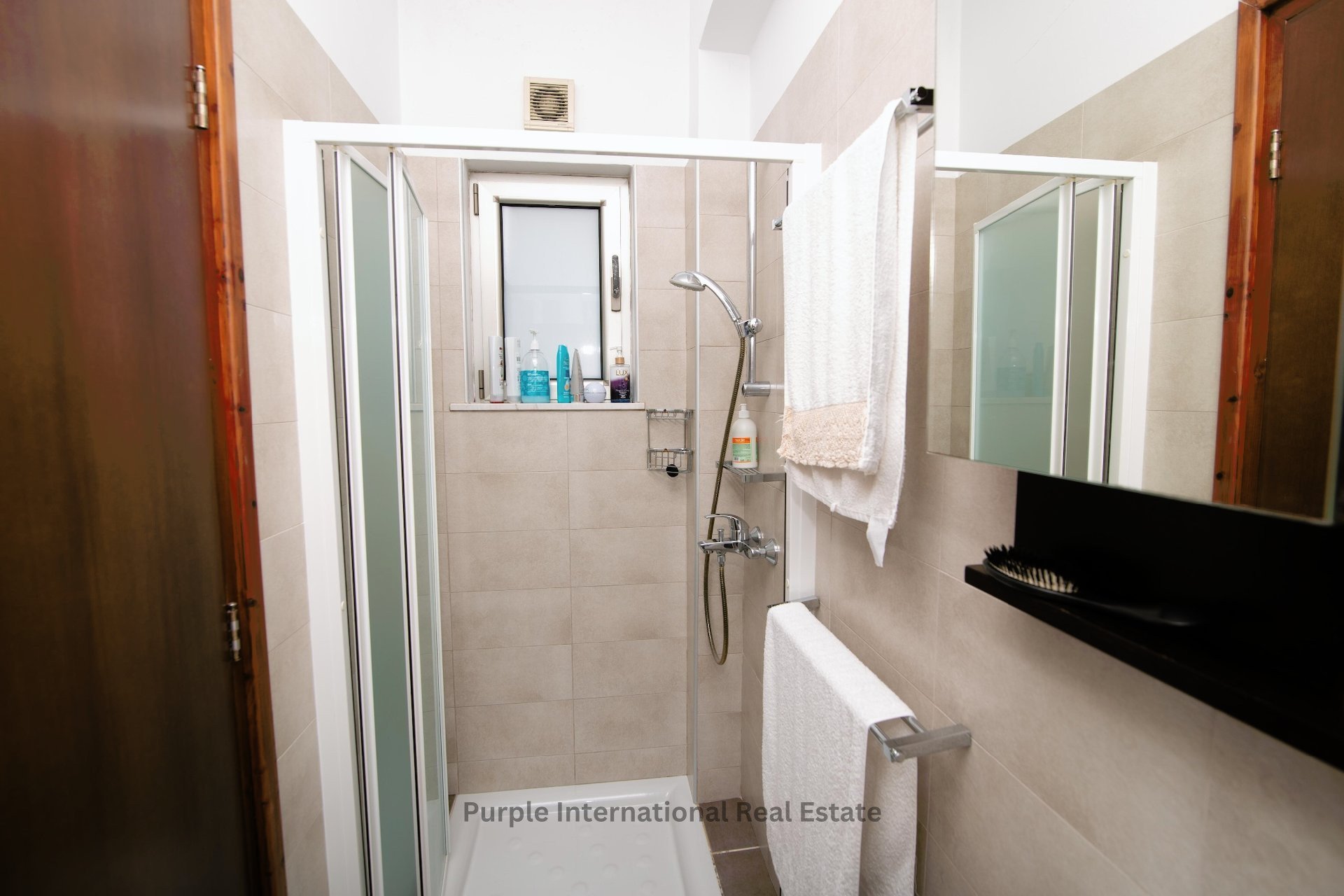 5 bedrooms Villa in Paralimni, Ammochostos, Cyprus No. 36232