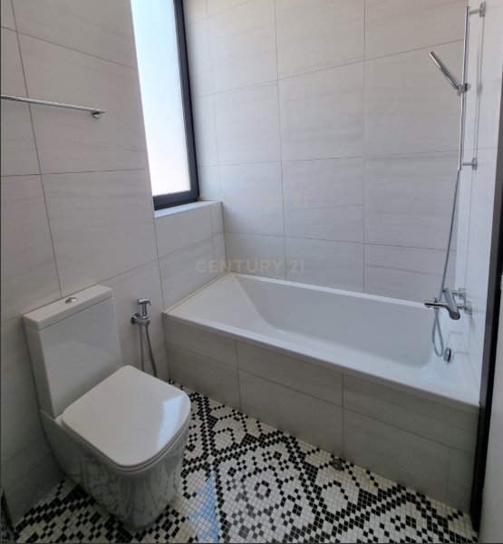 3 bedrooms Apartment in Germasogeia, Limassol, Cyprus No. 6675