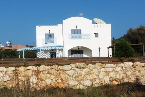 4 bedrooms Villa in Paphos, Cyprus No. 38216