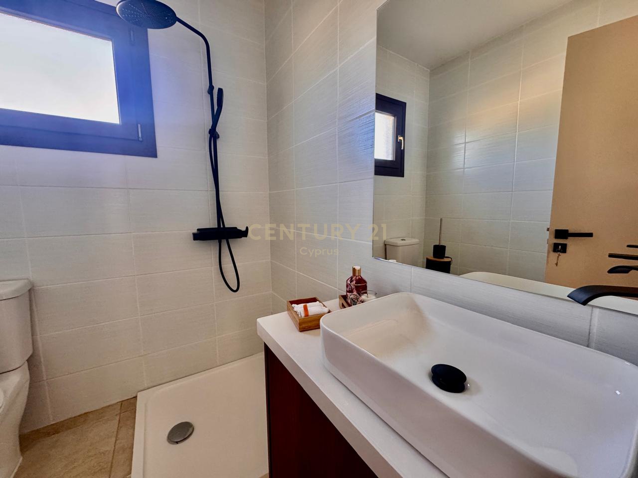 7 chambres Villa à Moni, Limassol, Chypre No. 55332