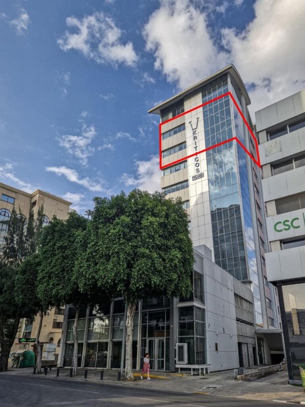 473m2 Commercial property in Nicosia, Cyprus No. 37964