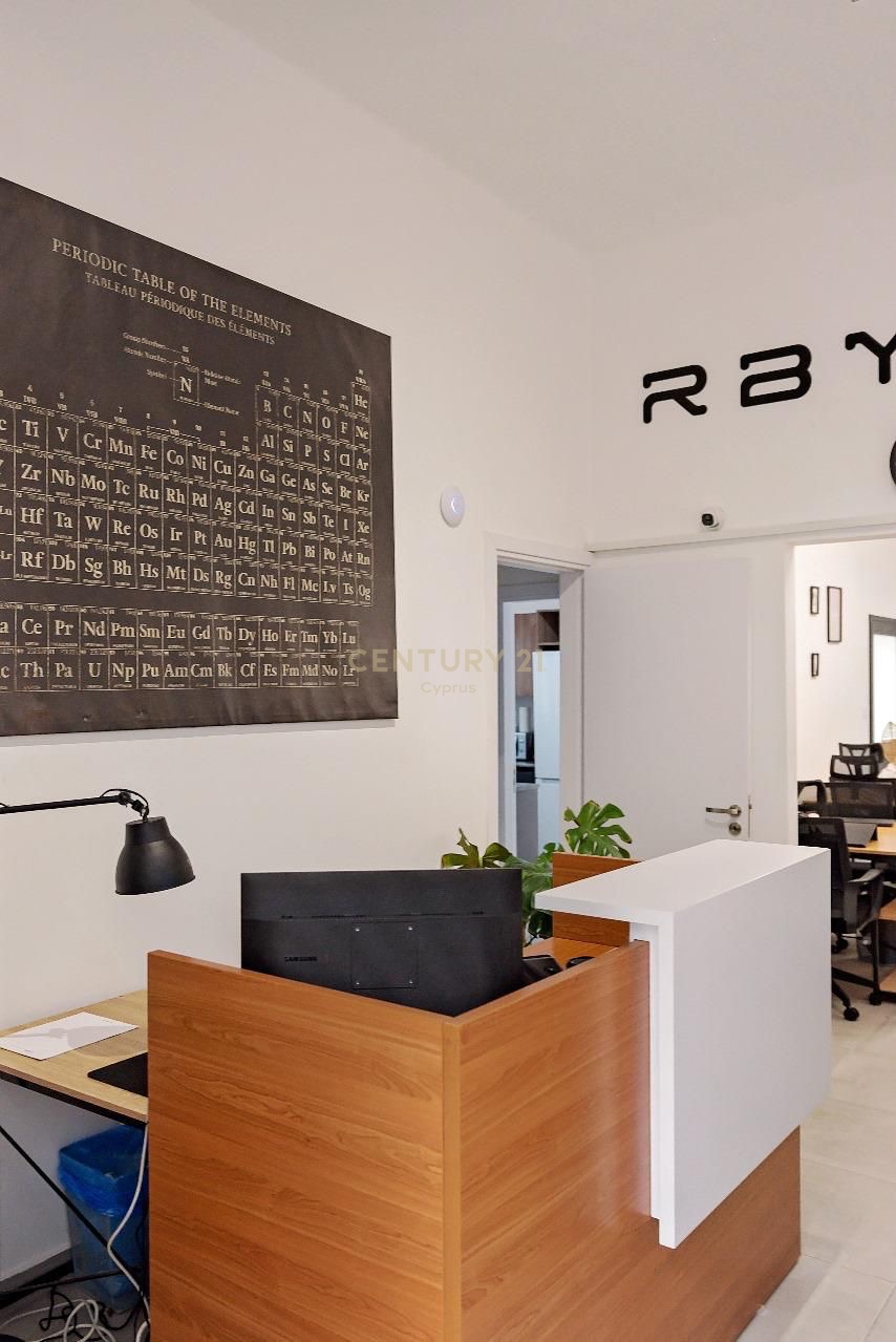 408m2 Bureau à Limassol, Chypre No. 54156