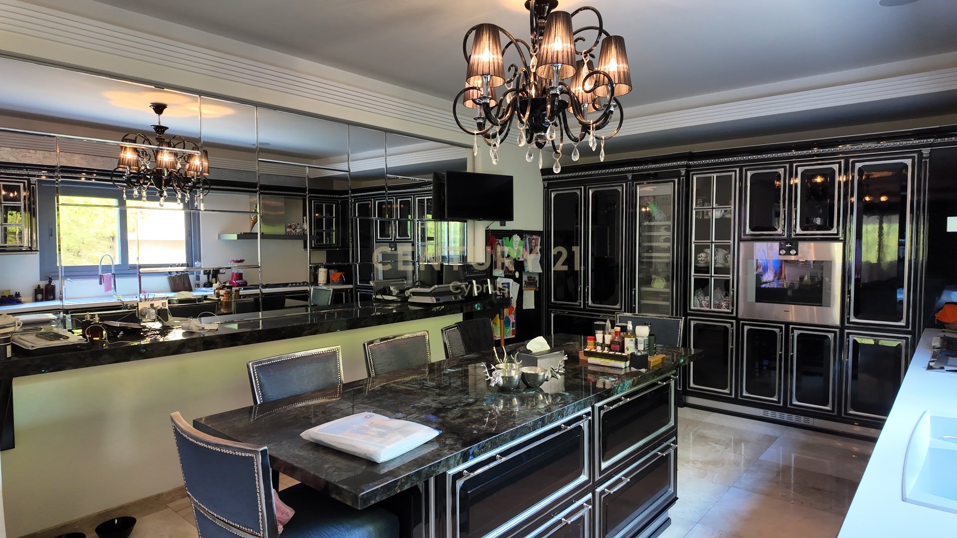 4 dormitorios Villa en Agios Athanasios, Limassol, Chipre No. 54155