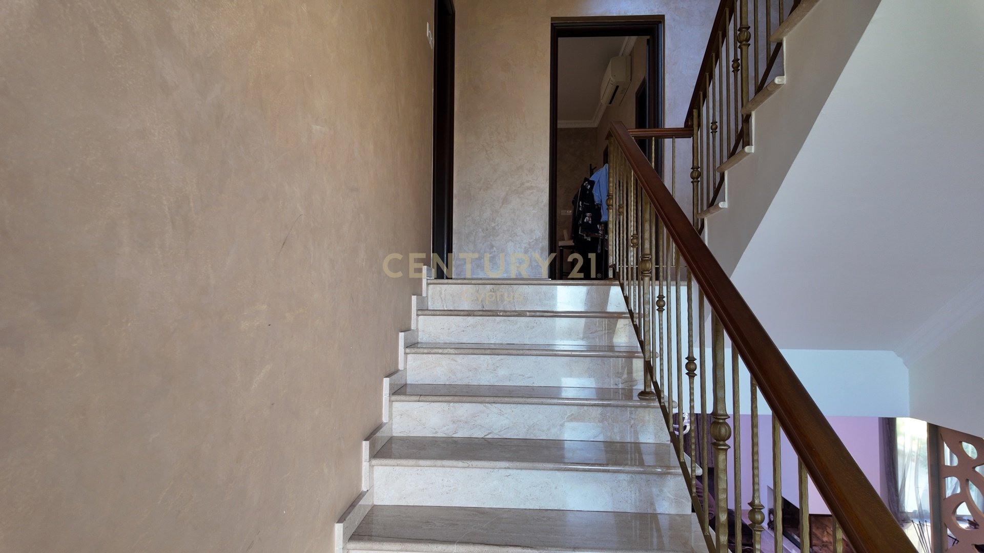 4 dormitorios Villa en Agios Athanasios, Limassol, Chipre No. 54155