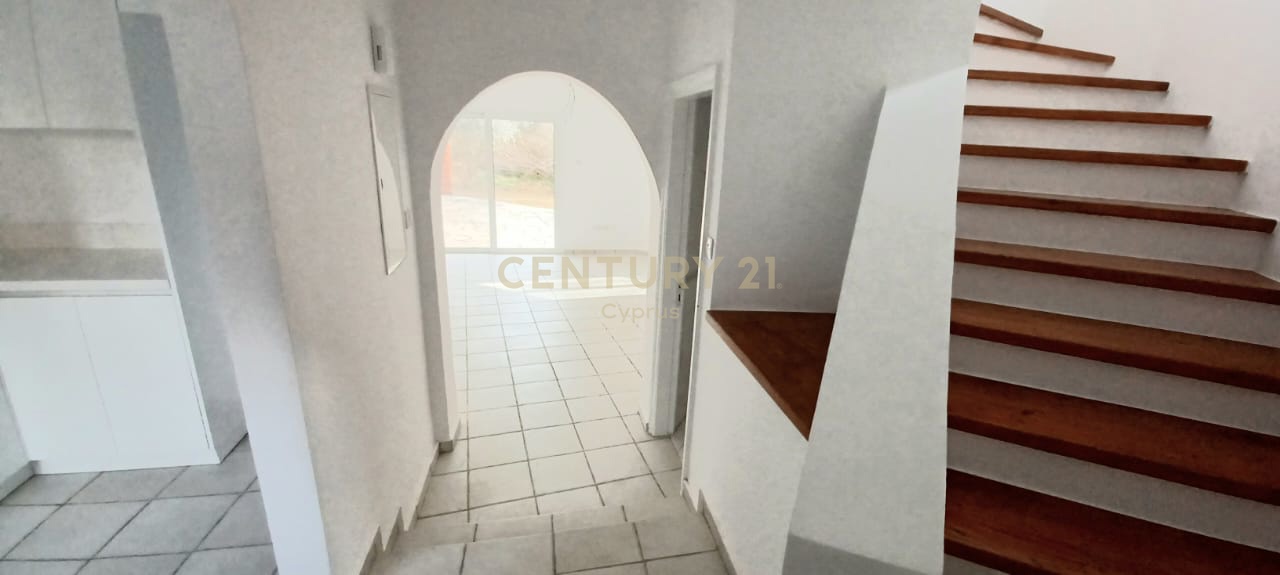 3 dormitorios Villa en Paphos, Chipre No. 54037