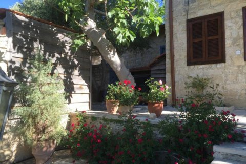 3 bedrooms Villa in Limassol, Cyprus No. 38937