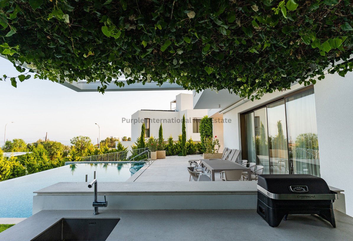 4 dormitorios Villa en Pegeia, Paphos, Chipre No. 50959