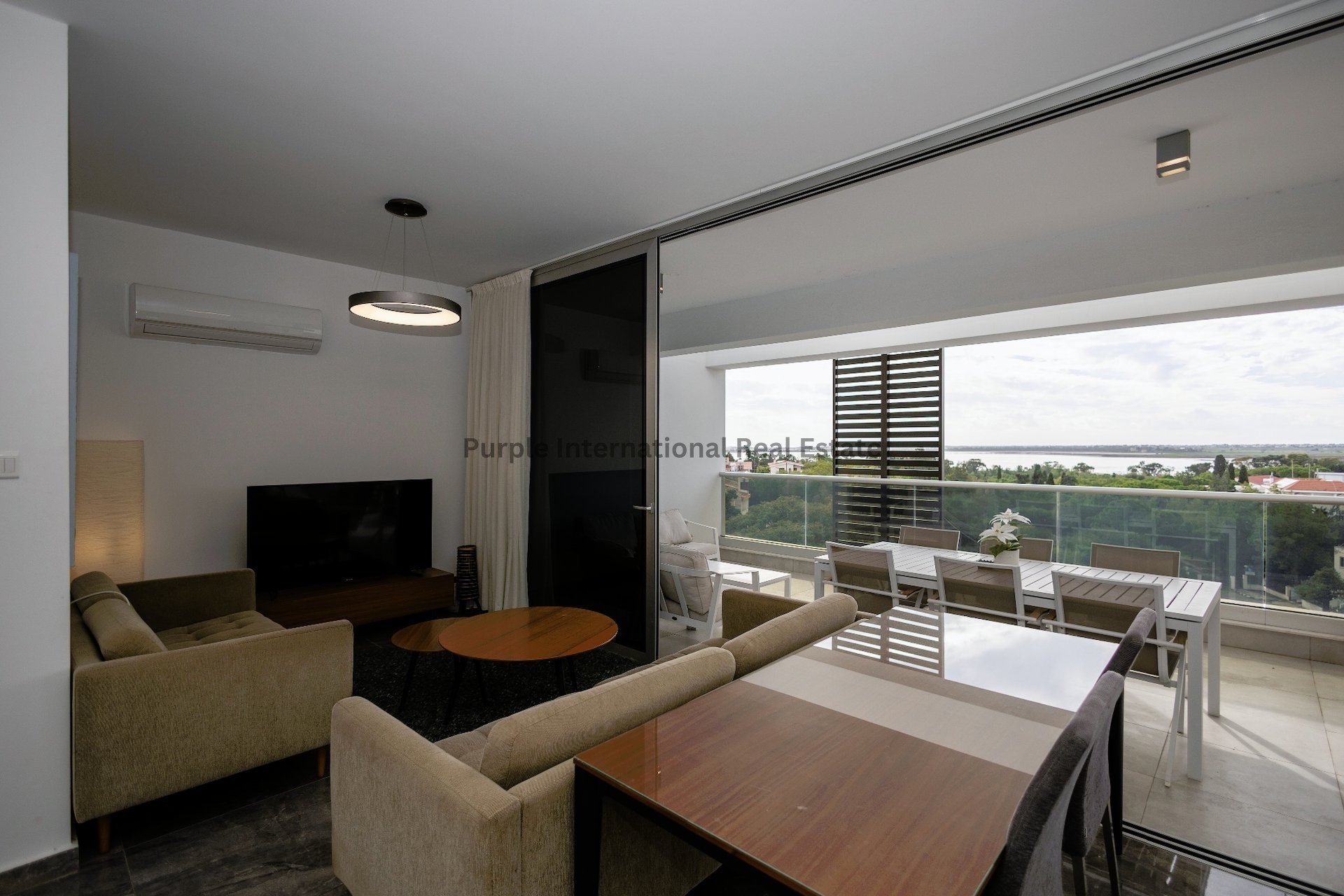 3 bedrooms Apartment in Larnaca, Larnaka, Cyprus No. 35120