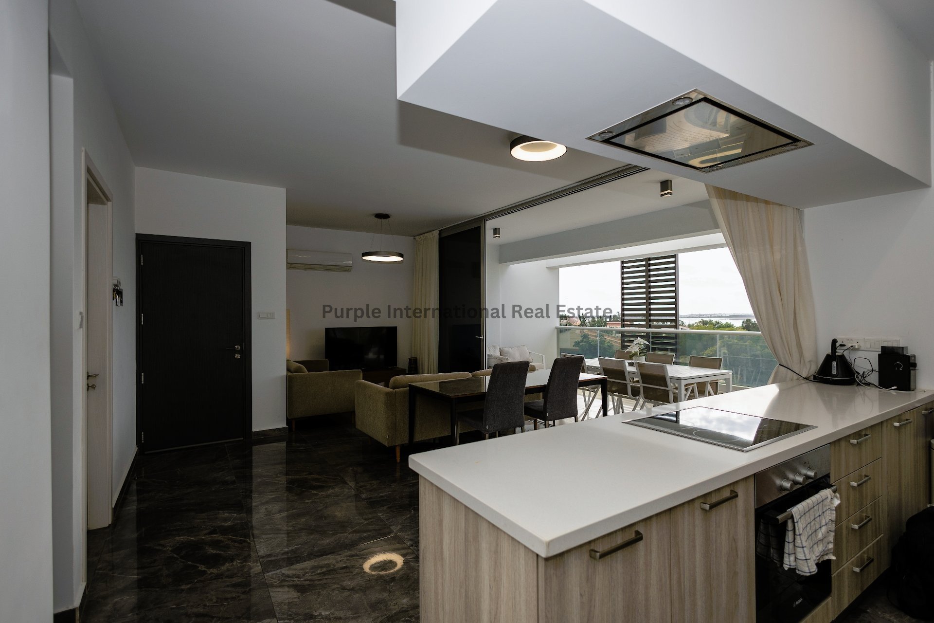 3 bedrooms Apartment in Larnaca, Larnaka, Cyprus No. 35120