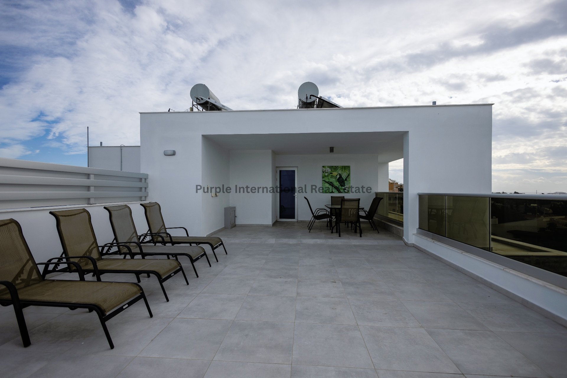 3 bedrooms Apartment in Larnaca, Larnaka, Cyprus No. 35120