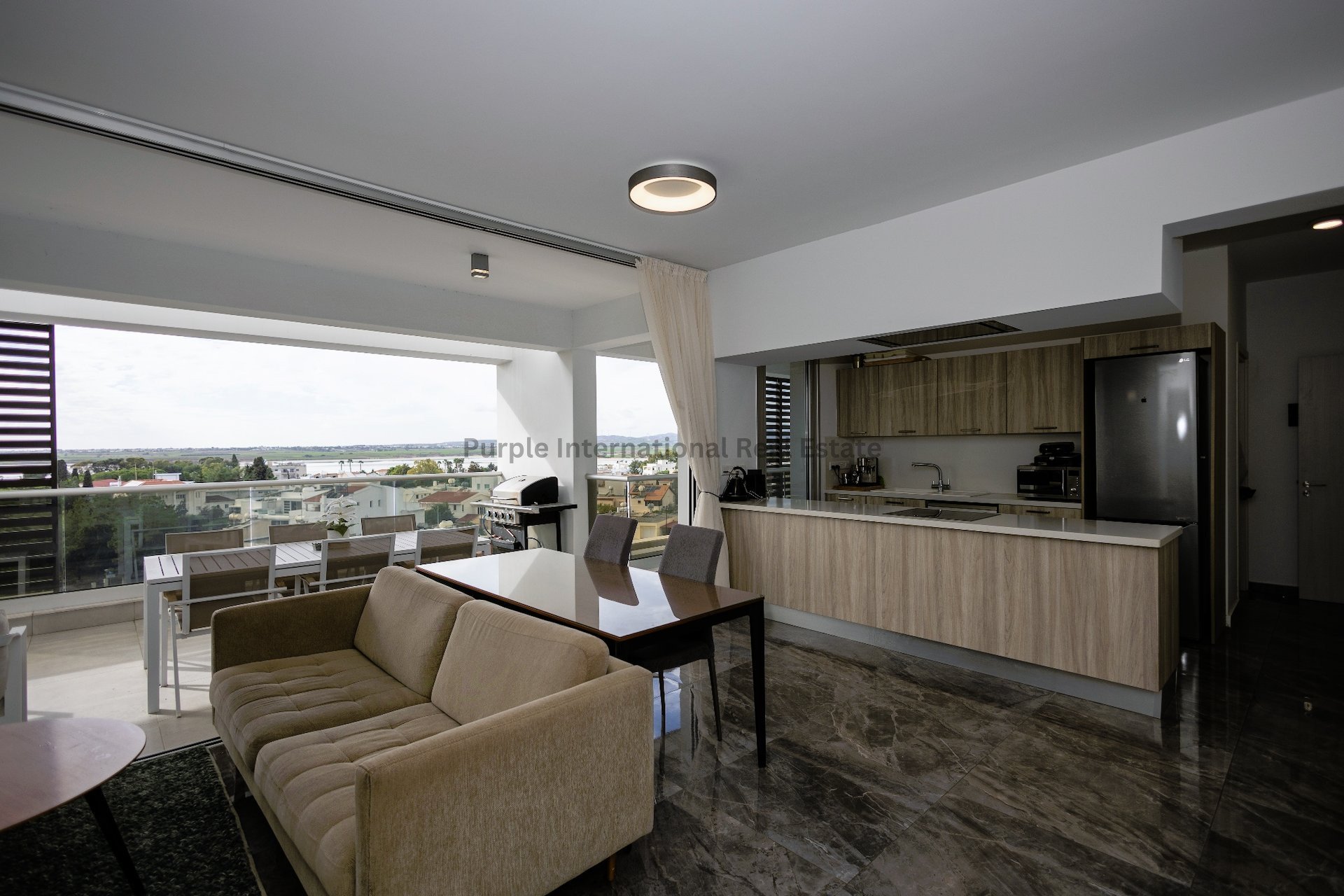 3 bedrooms Apartment in Larnaca, Larnaka, Cyprus No. 35120