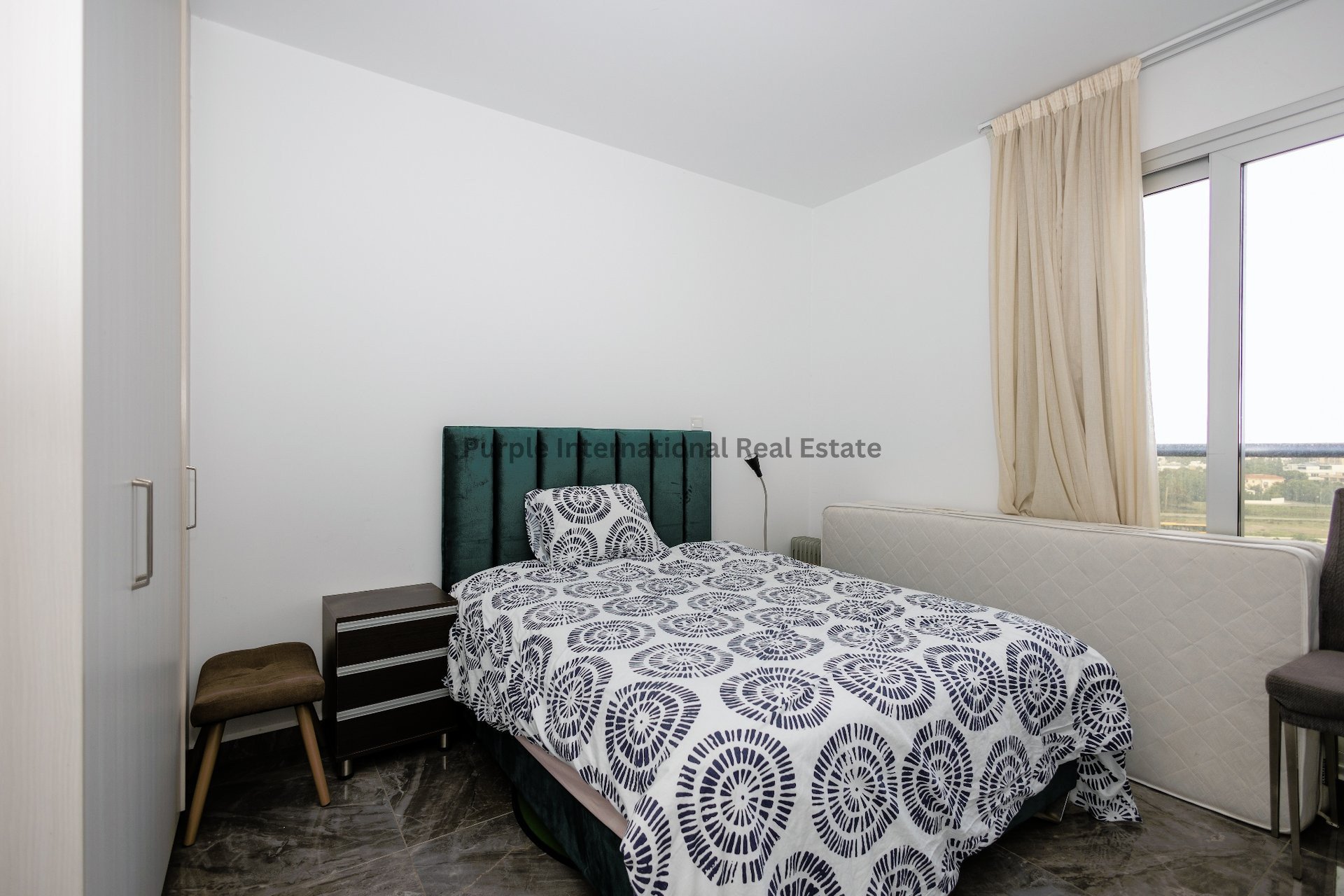 3 bedrooms Apartment in Larnaca, Larnaka, Cyprus No. 35120