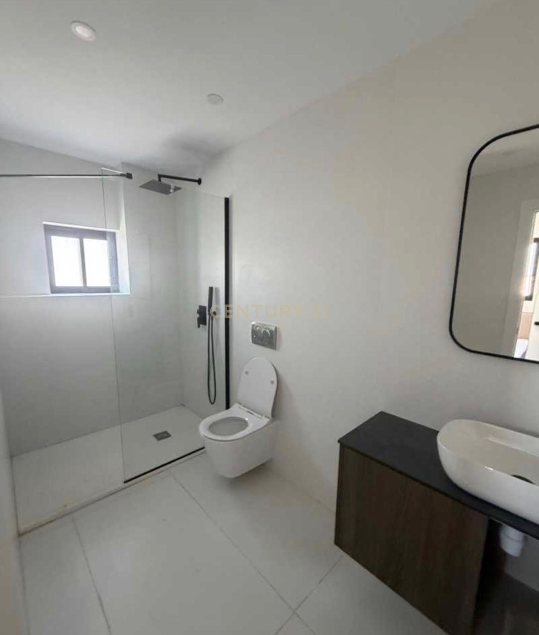 3 bedrooms Apartment in Limassol, Cyprus No. 57423