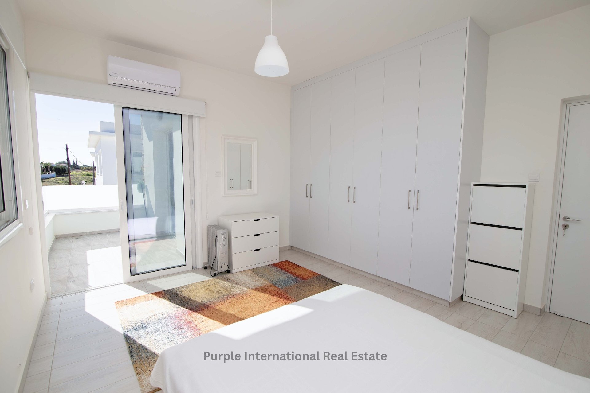 4 bedrooms Villa in Paralimni, Ammochostos, Cyprus No. 36196