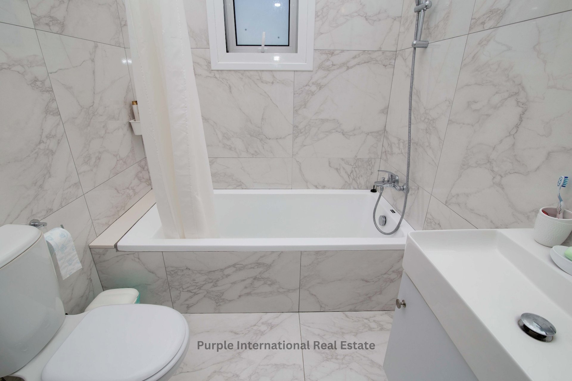 4 bedrooms Villa in Paralimni, Ammochostos, Cyprus No. 36196