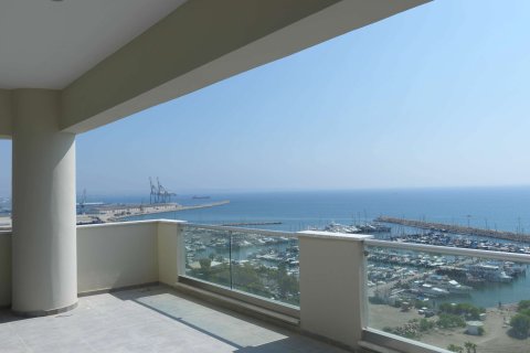 3 bedrooms Apartment in Larnaca, Larnaka, Cyprus No. 47937