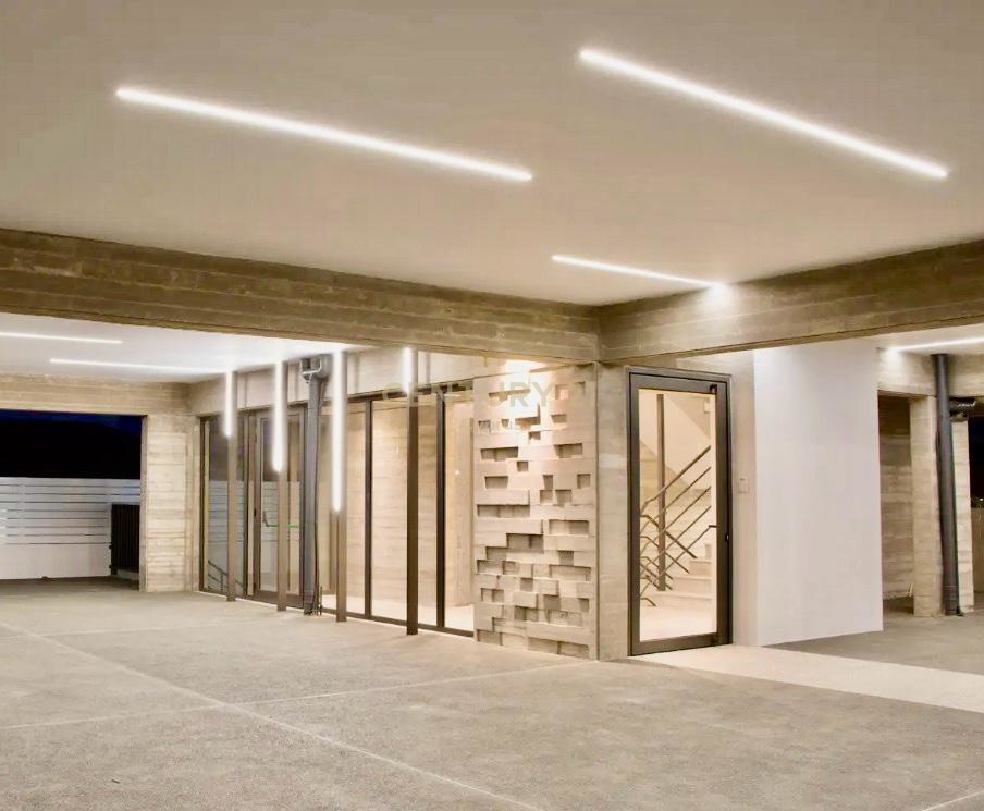18 dormitorios Edificio en Zakaki, Limassol, Chipre No. 53683