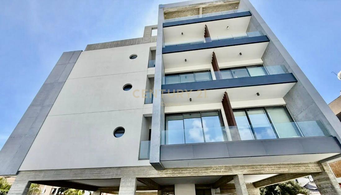 18 dormitorios Edificio en Zakaki, Limassol, Chipre No. 53683
