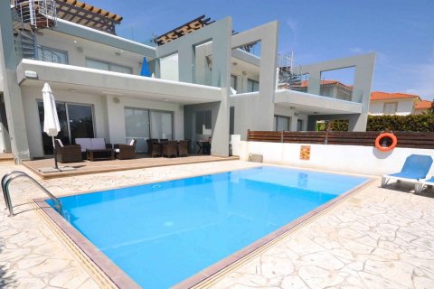 FAROS LUXURY APARTMENTS in Pervolia, Larnaka, Cyprus No. 6983