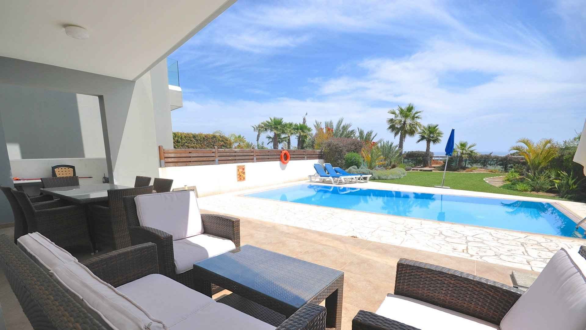 FAROS LUXURY APARTMENTS in Pervolia, Larnaka, Cyprus No. 6983