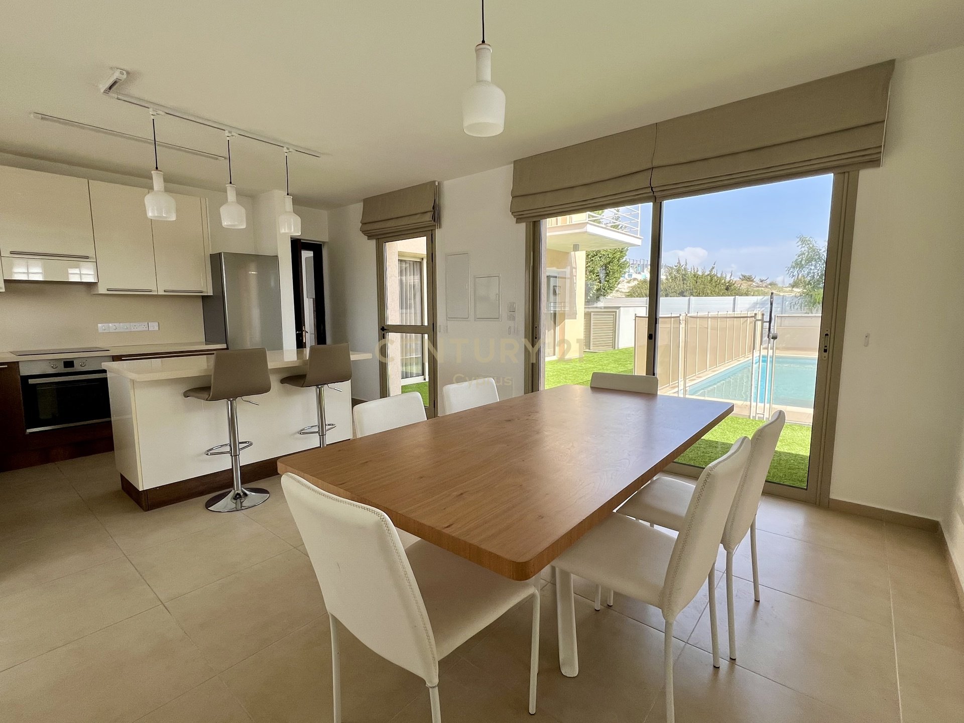 4 chambres Villa à Parekklisia, Limassol, Chypre No. 55919
