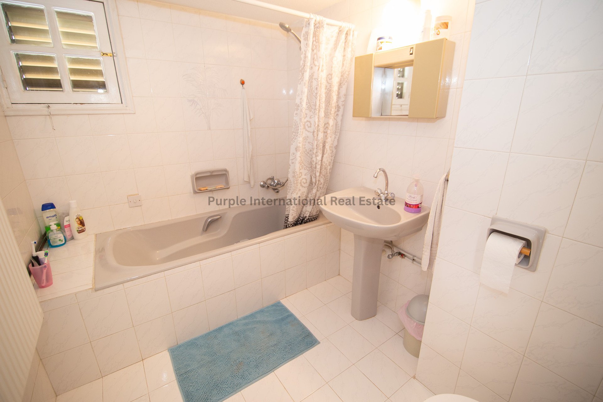 4 dormitorios Villa en Larnaca, Larnaka, Chipre No. 52407