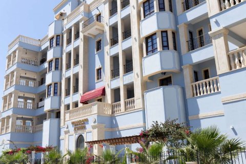 3 bedrooms Apartment in Germasogeia, Limassol, Cyprus No. 24717