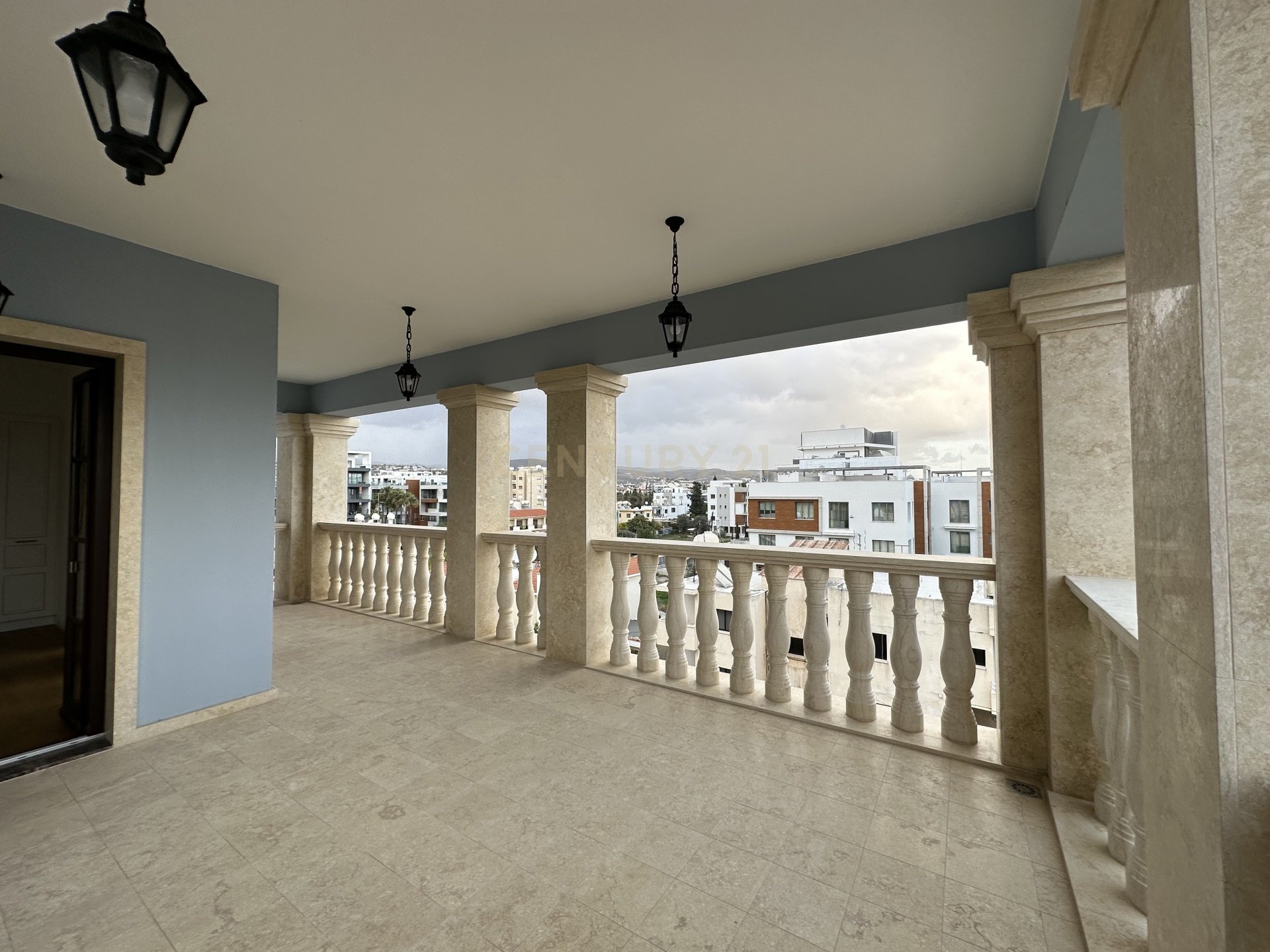 3 bedrooms Apartment in Germasogeia, Limassol, Cyprus No. 24717