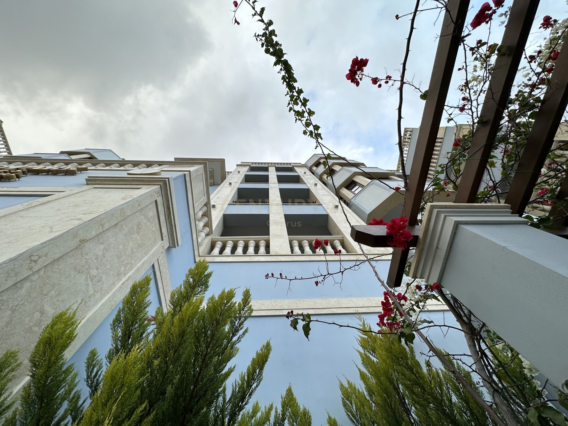 3 bedrooms Apartment in Germasogeia, Limassol, Cyprus No. 24717