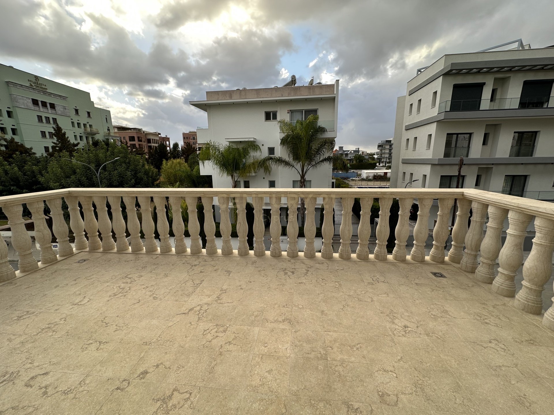 3 bedrooms Apartment in Germasogeia, Limassol, Cyprus No. 24717