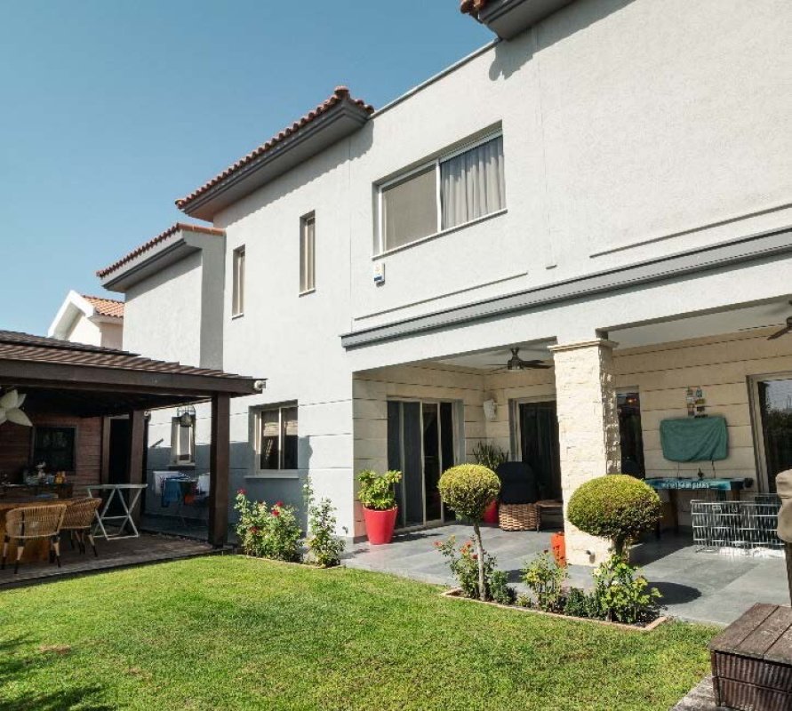 9 rooms Villa in Limassol, Cyprus No. 38989