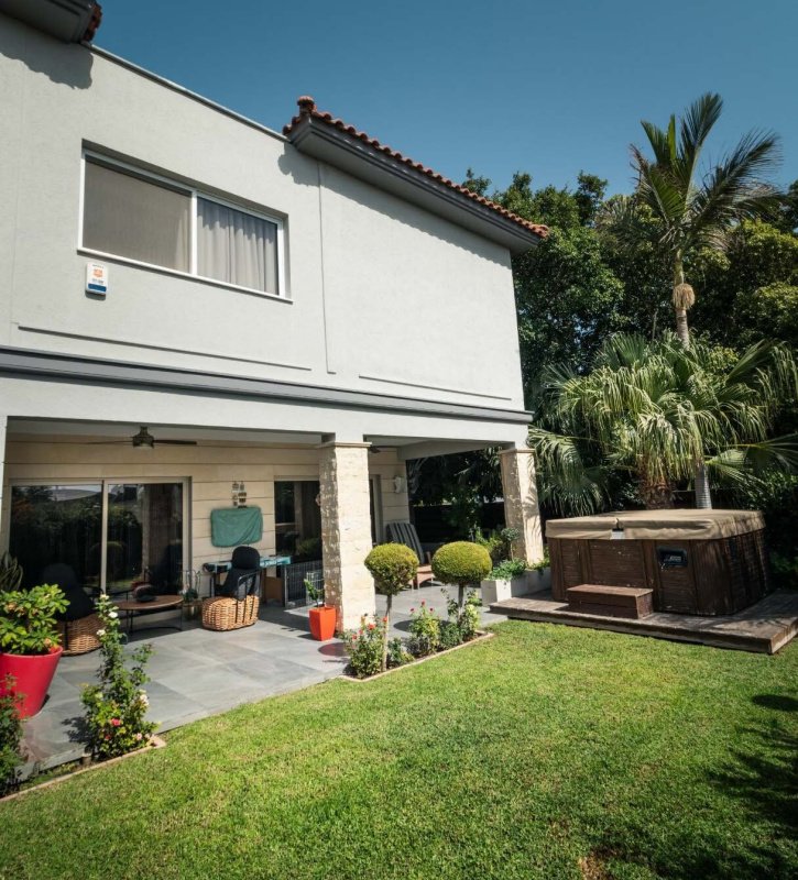 9 rooms Villa in Limassol, Cyprus No. 38989