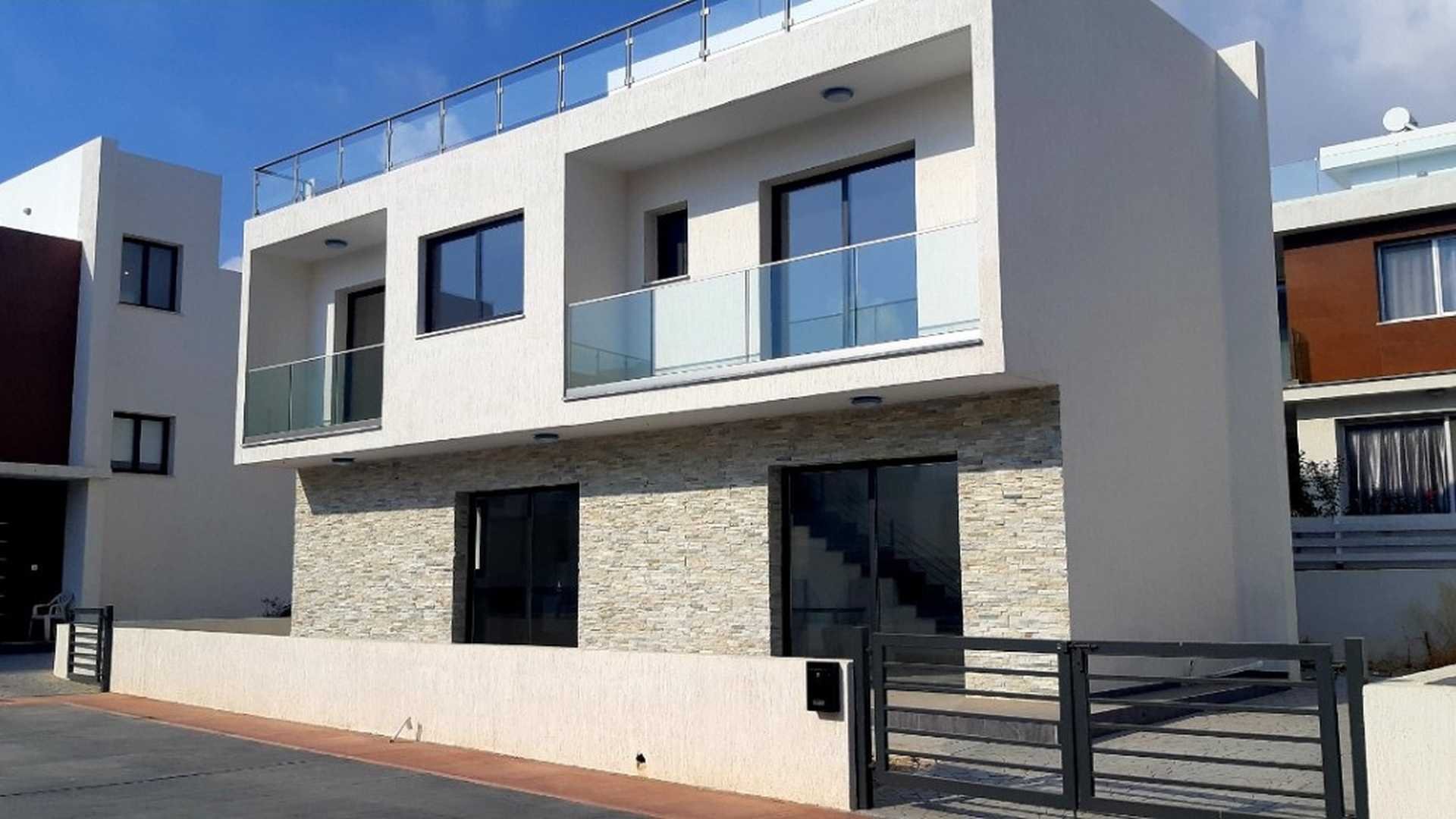 PROSPECTA ST GEORGE RESIDENCES II in Chloraka, Paphos, Cyprus No. 7065