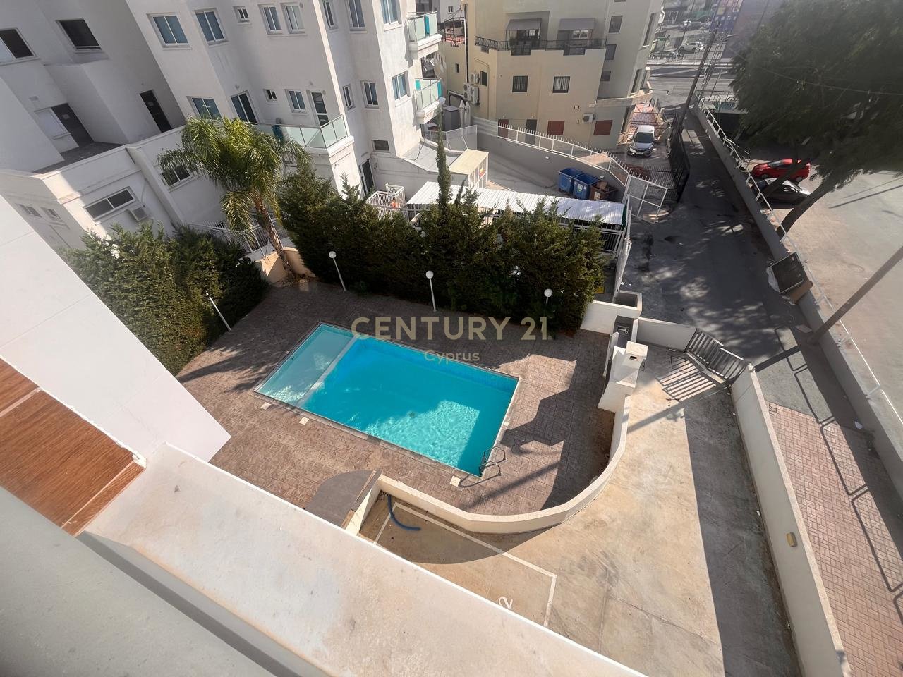 3 bedrooms Apartment in Germasogeia, Limassol, Cyprus No. 53513