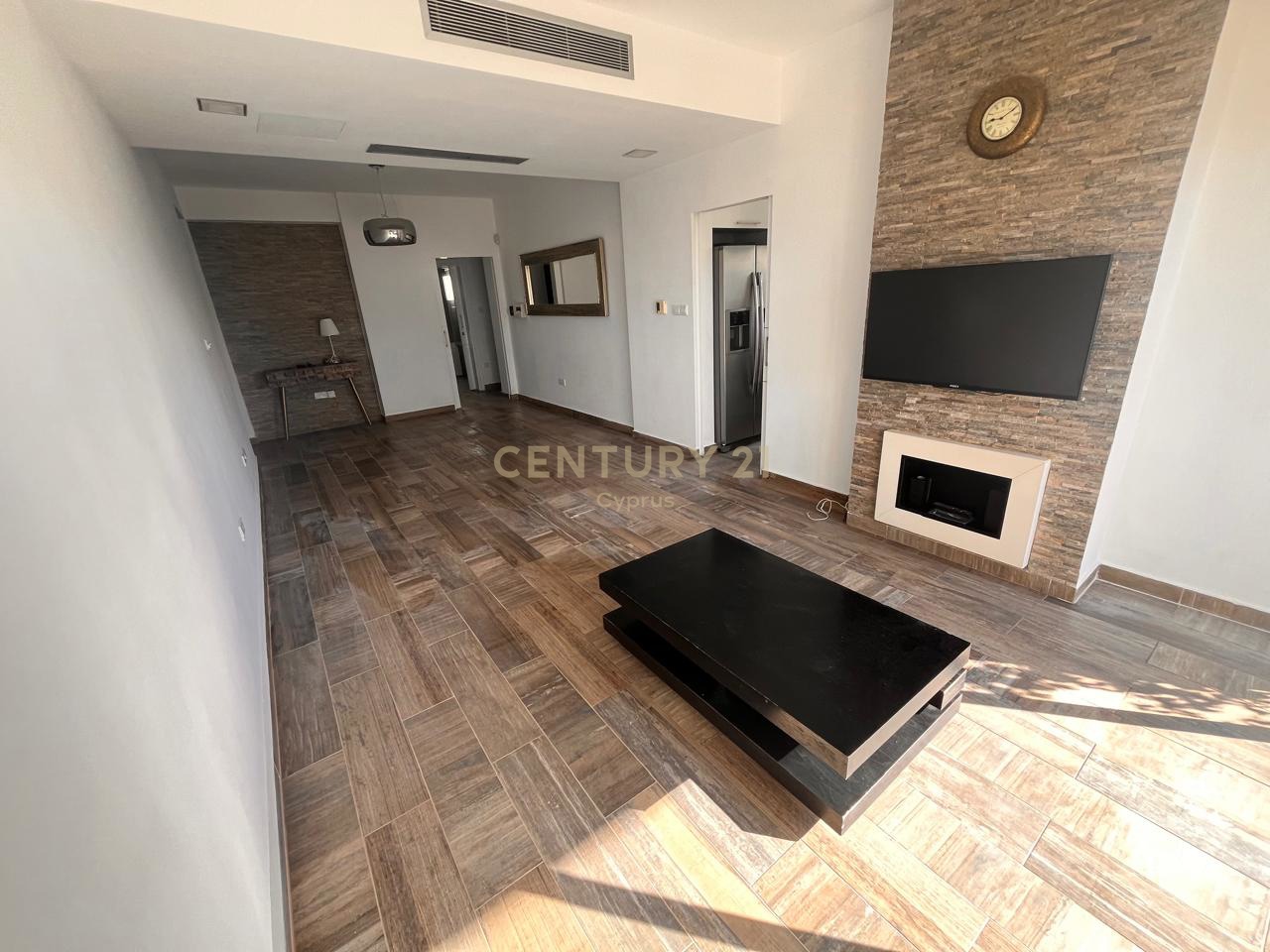 3 bedrooms Apartment in Germasogeia, Limassol, Cyprus No. 53513