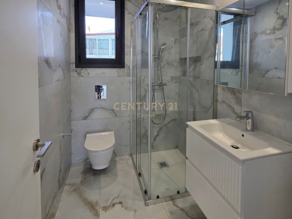 2 bedrooms Apartment in Germasogeia, Limassol, Cyprus No. 54251
