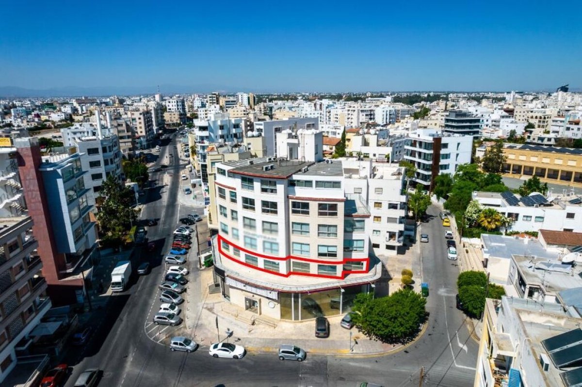 263m2 Local comercial en Nicosia, Chipre No. 37927