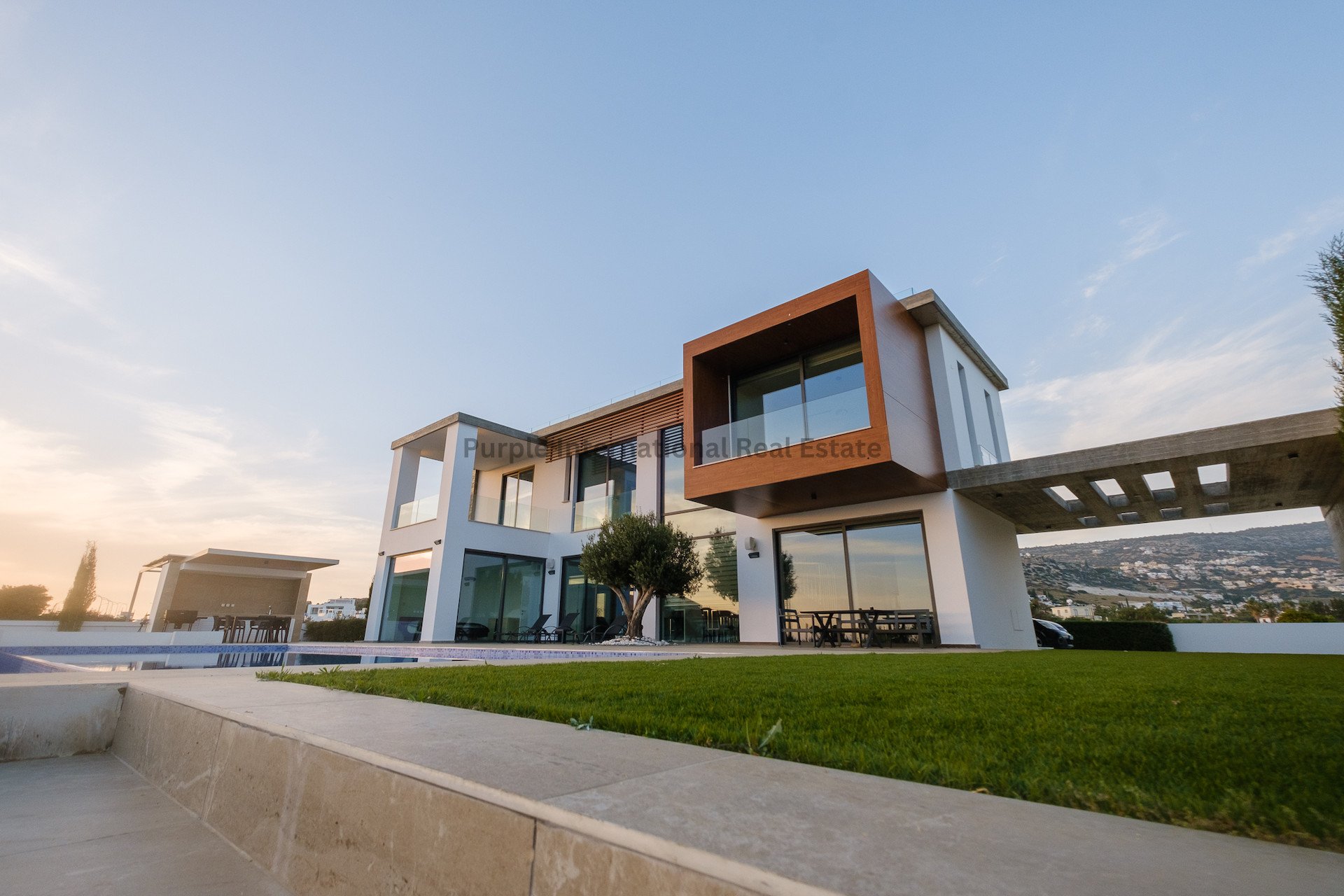 4 bedrooms Villa in Pegeia, Paphos, Cyprus No. 9617