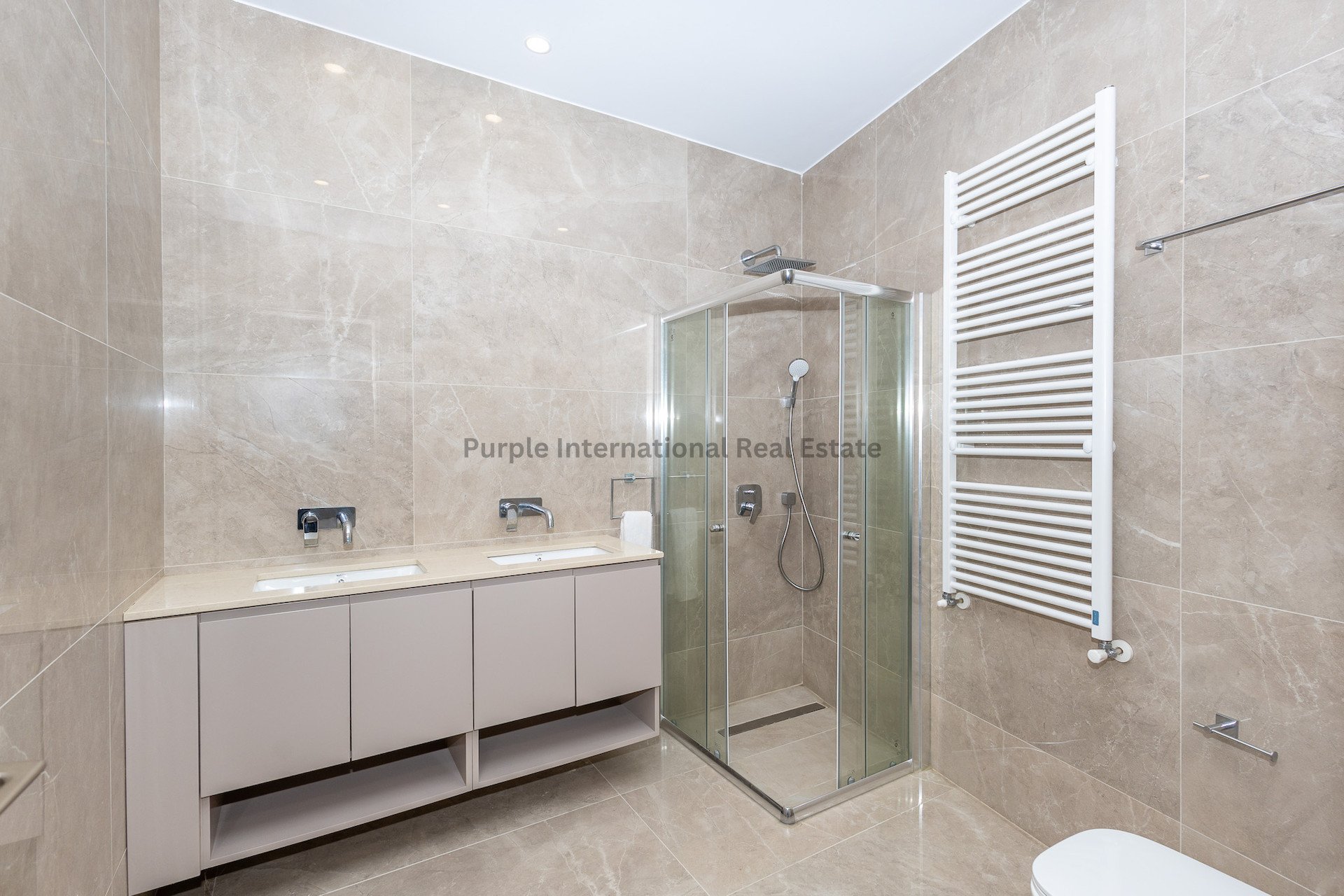 4 bedrooms Villa in Ayia Napa, Ammochostos, Cyprus No. 39099