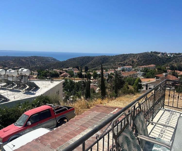 6 bedrooms Villa in Pissouri, Limassol, Cyprus No. 39102
