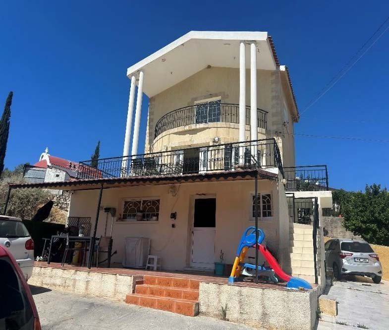 6 bedrooms Villa in Pissouri, Limassol, Cyprus No. 39102