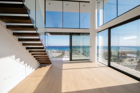3 bedrooms Apartment in Larnaca, Larnaka, Cyprus No. 52809