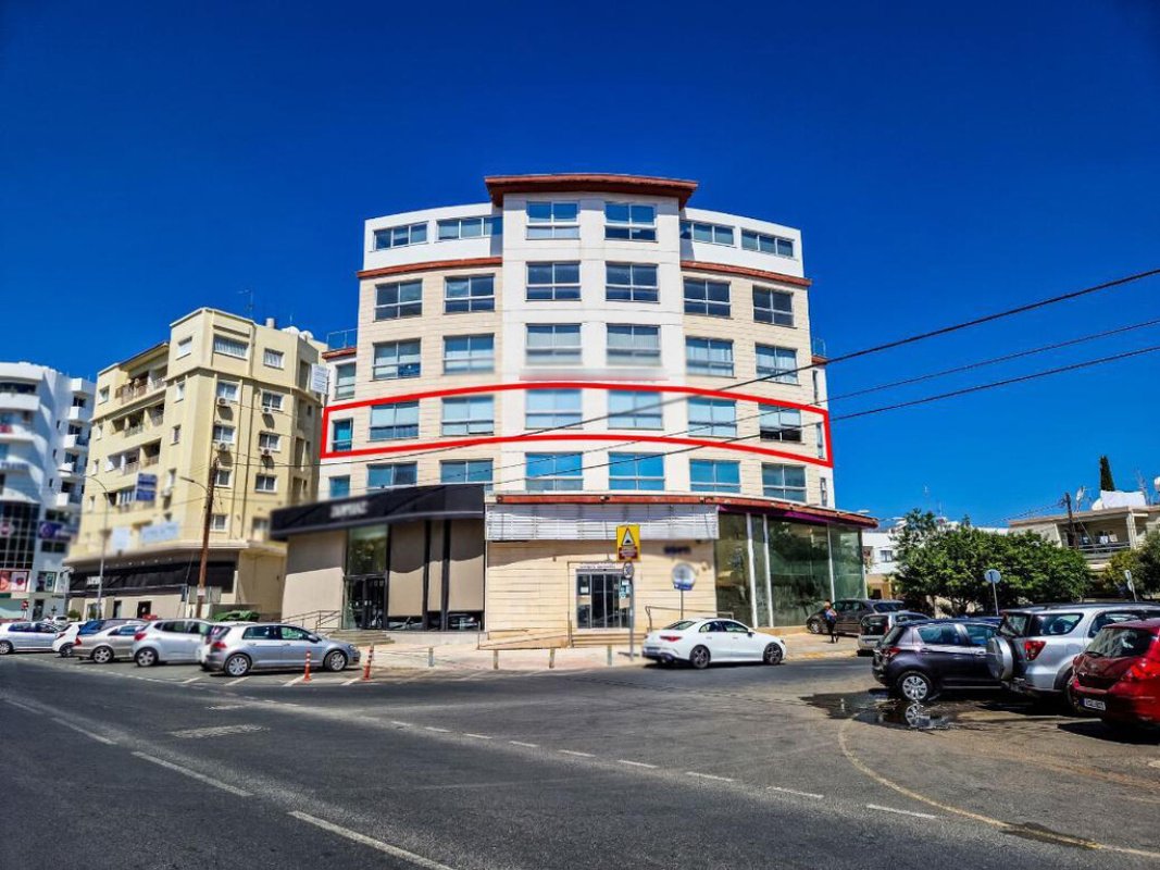 265m2 Local comercial en Nicosia, Chipre No. 37952